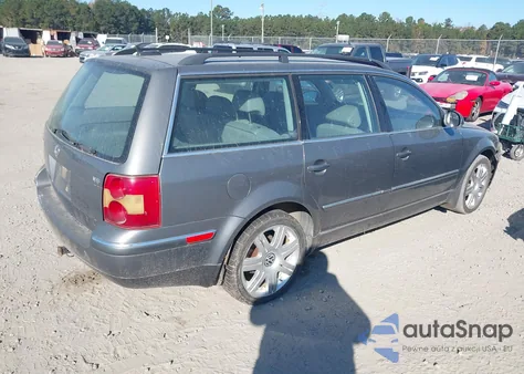 2005 Volkswagen Passat Glx из США, поврежденный, VIN WVWWU63B25E070060